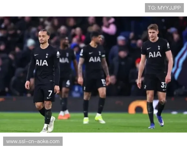 热刺让二追二逼平曼城，西蒙斯折射射门险造绝杀